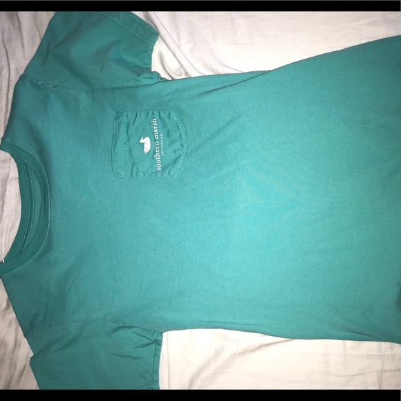 Southern marsh pelican tee - Picture 1 of 4